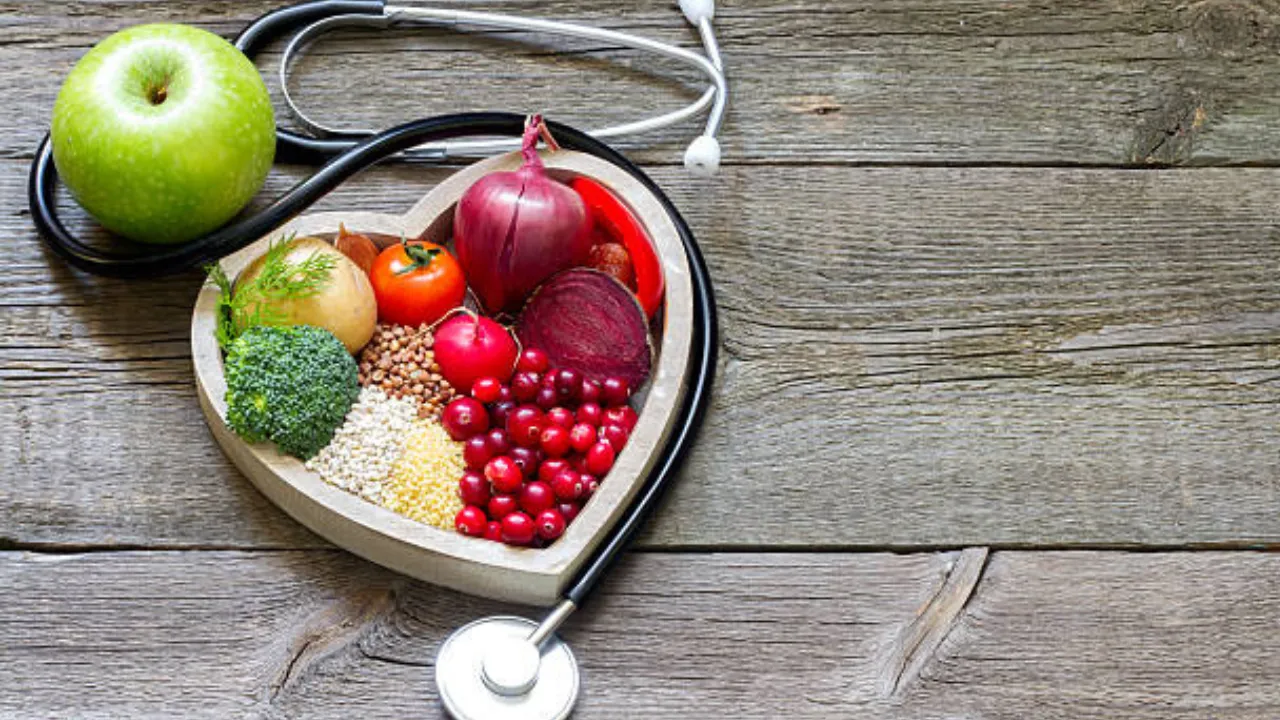 healthy eating, Nutrition, diet, Image Credit: iStock | Creator: udra | Credit: Getty Images.png