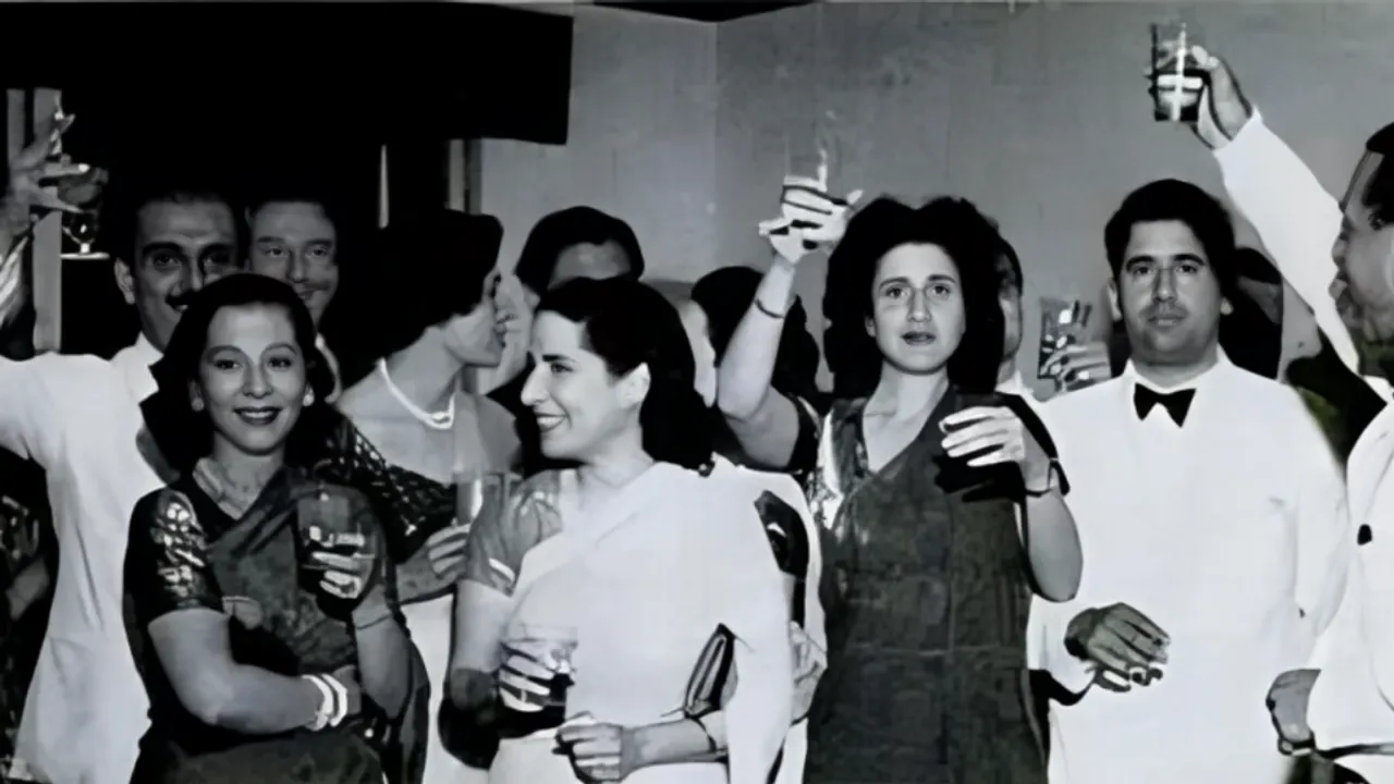 indian women 1950s parsi household culture