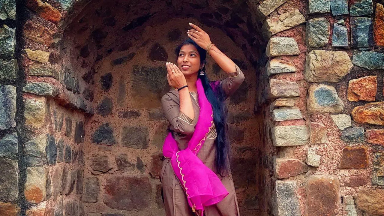 Pallavi Raj Bihar schoolteacher