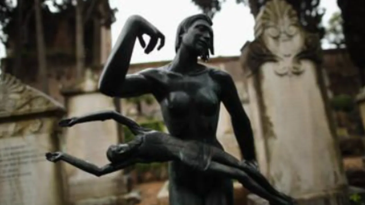 berlin lesbian only cemetry