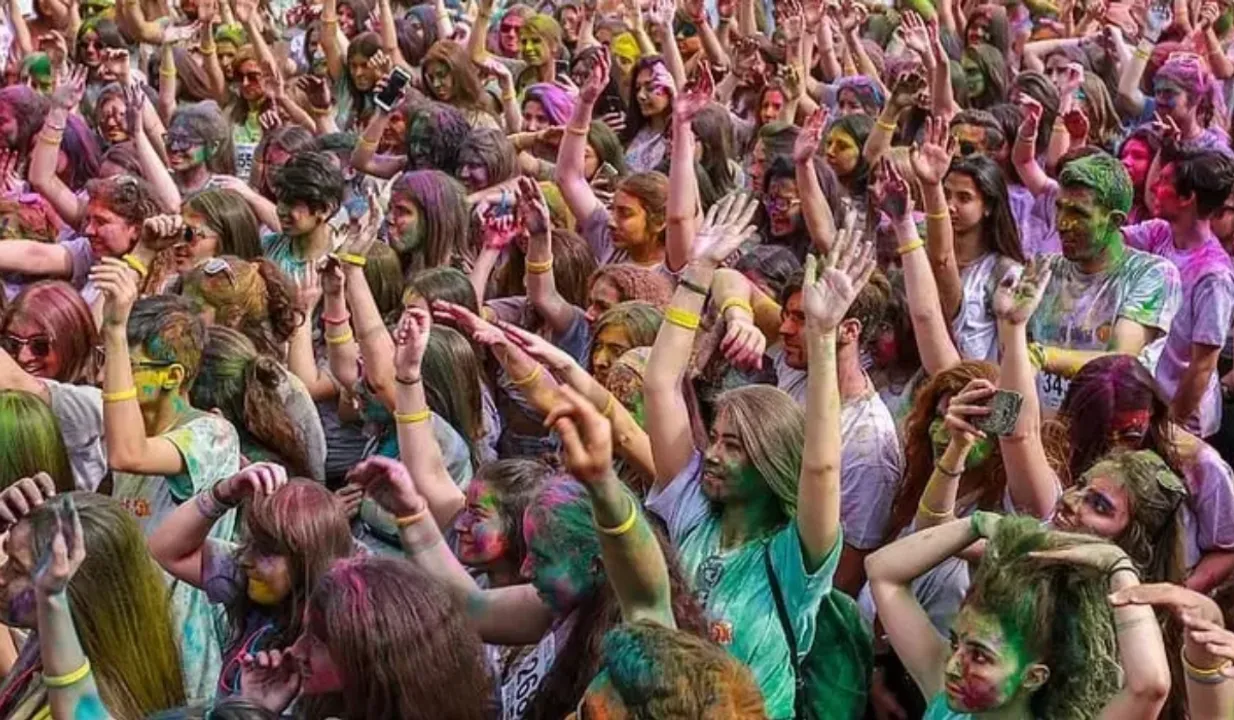 Holi