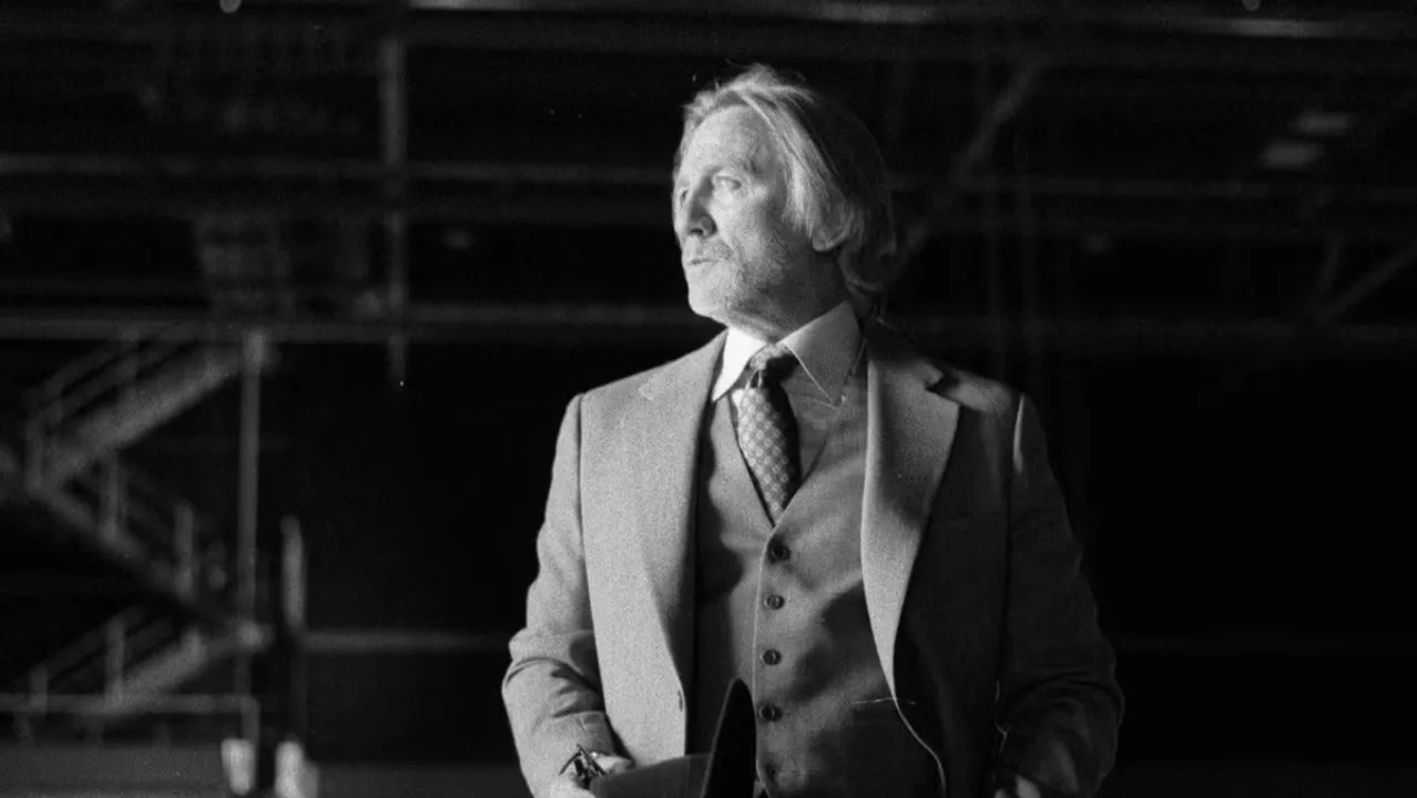 Daniel Craig_WakeUpDeadMan