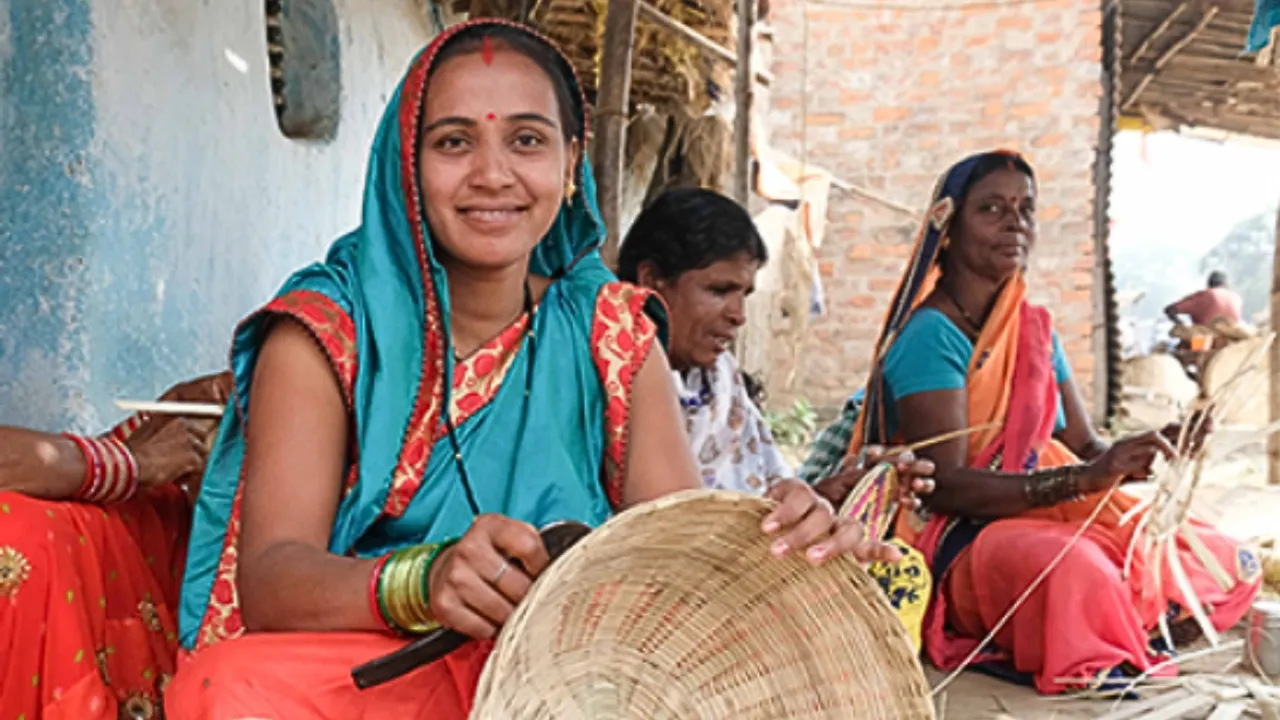 rural women shg financial independence lakhpati didi scheme