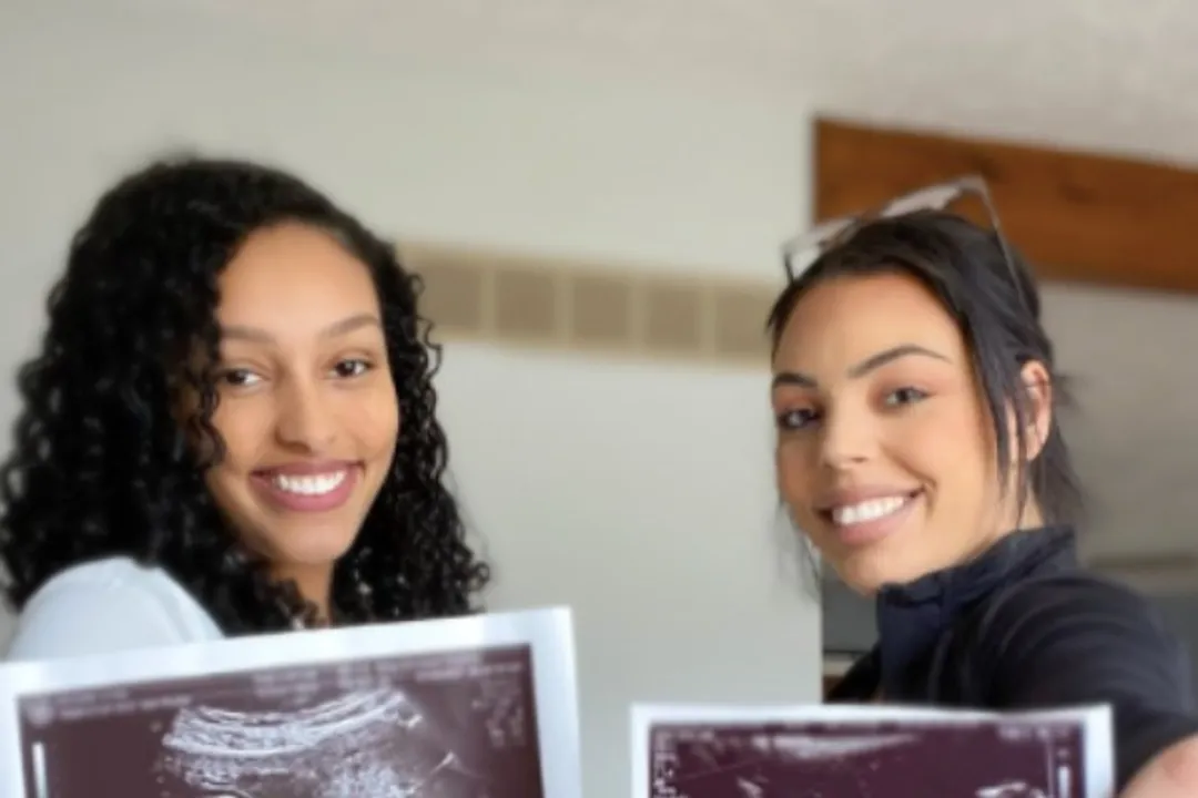 sisters' pregnancy coincidence