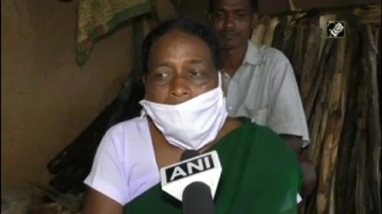 Mugdali Tirki ensures health services in a village of Chhattisgarh