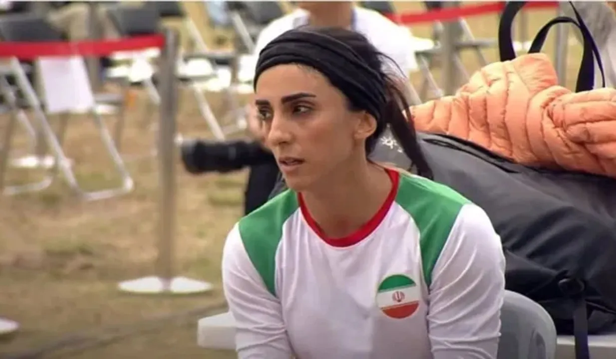 Elnaz Rekabi incident