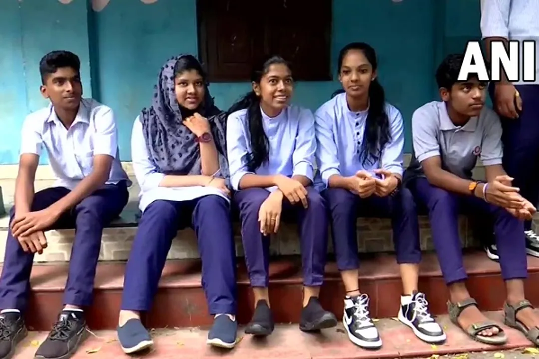 Kerala co-ed school twitter reacts