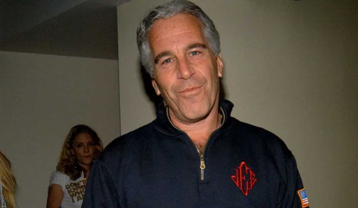jeffrey epstein accusers sue banks