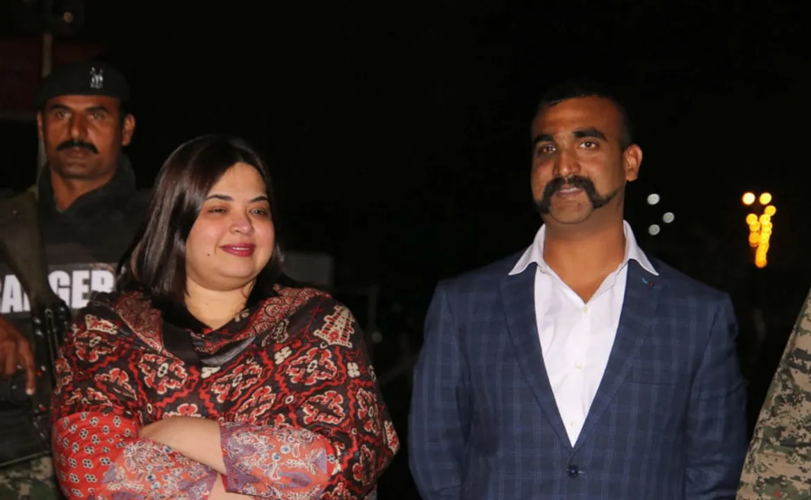 woman accompanied Abhinandan