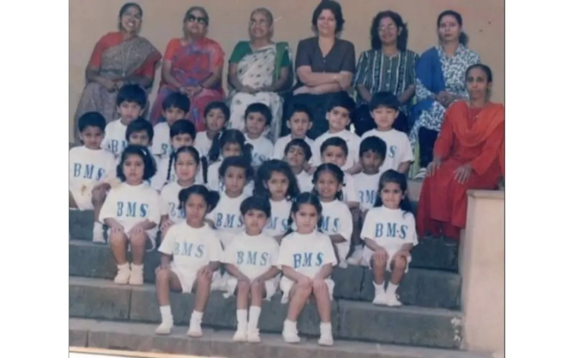 Sara Ali Khan Childhood Picture ,Sara Ali Khan Shared Childhood Picture
