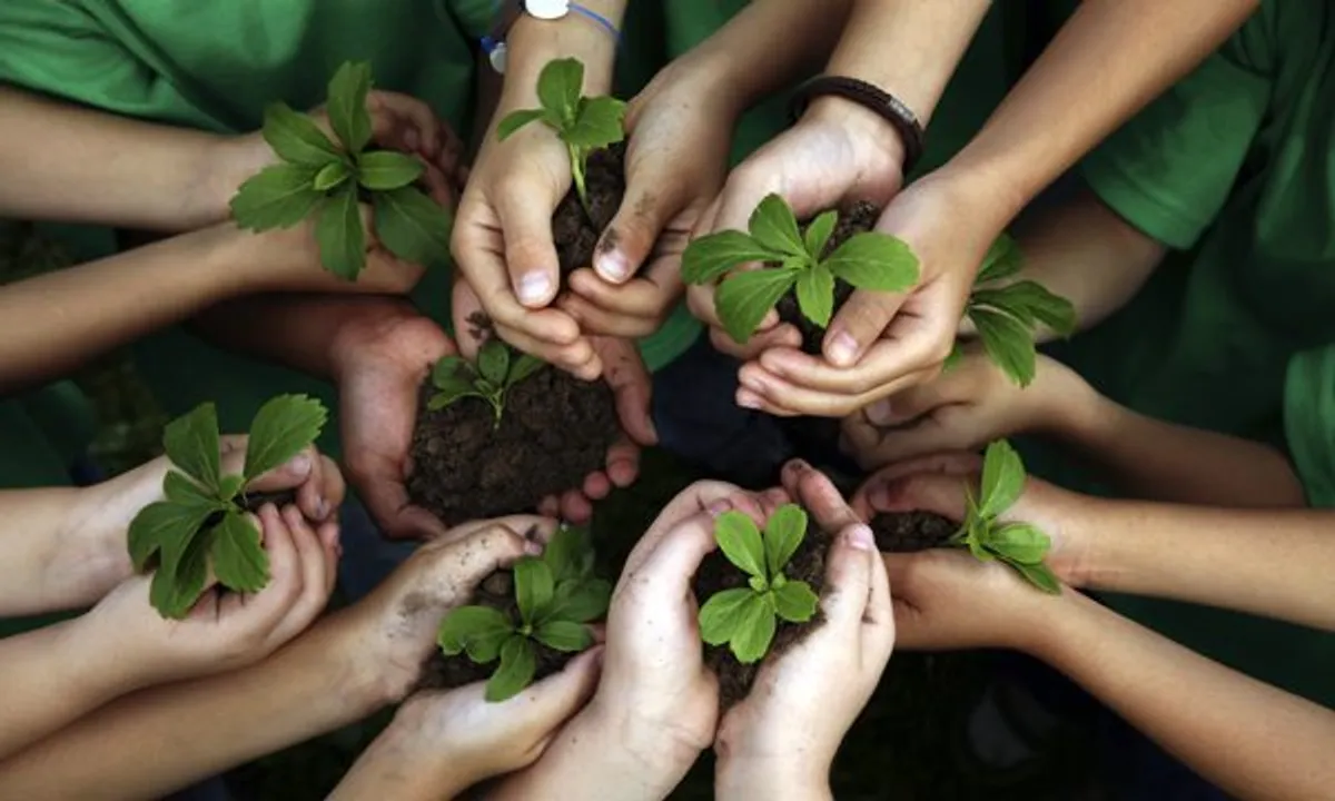 Eleven Sustainable Valentine's Day Gifts For Her 2021