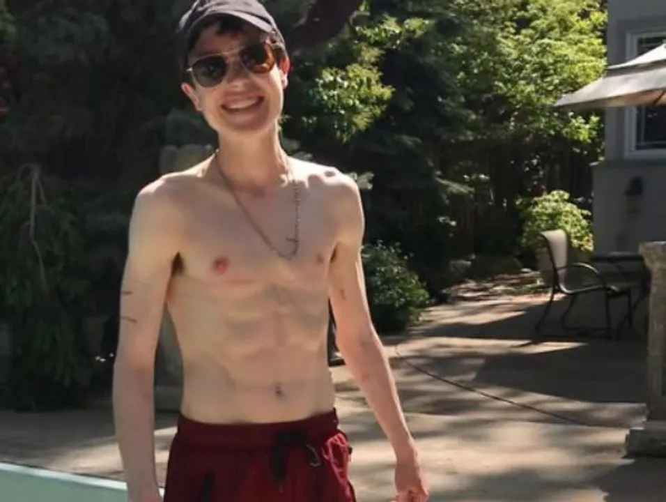 Elliot Page shares shirtless photo