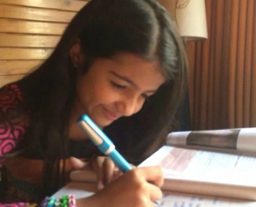 Pakistani Girl on a Mission to Read the World