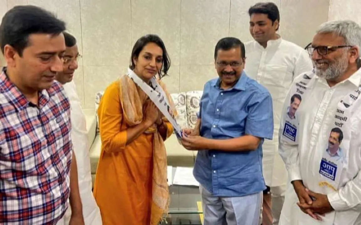 who is chitra sarwara