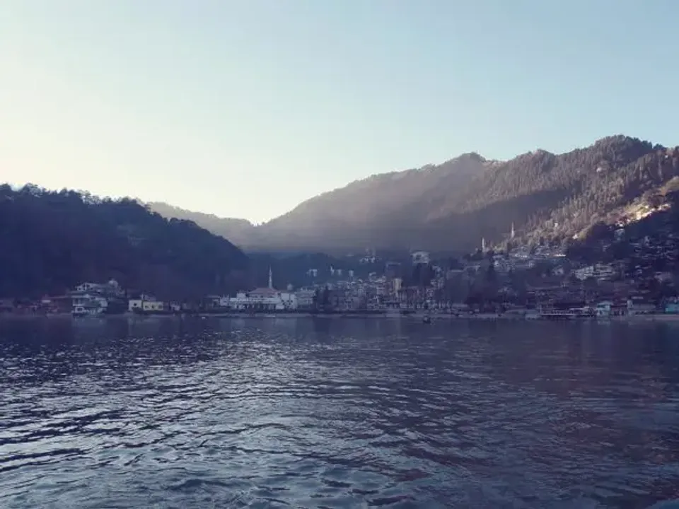 Experience Living Hills