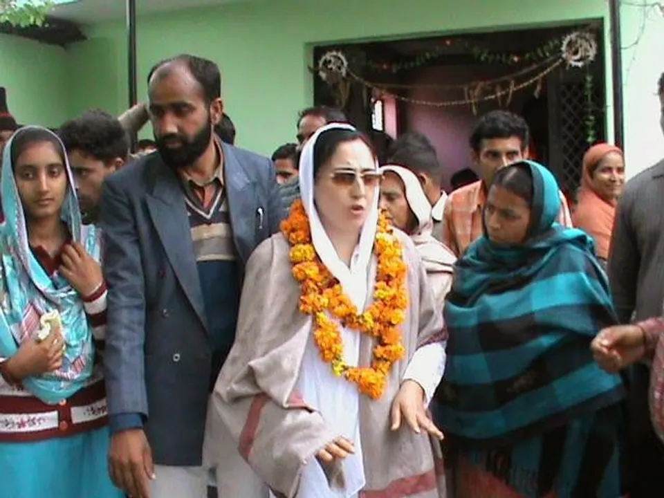 Women candidates from Kashmir hope to bring a positive change   