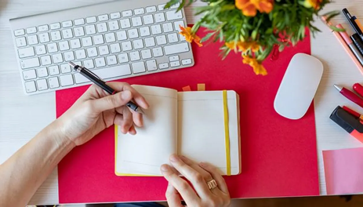 Left Handers day