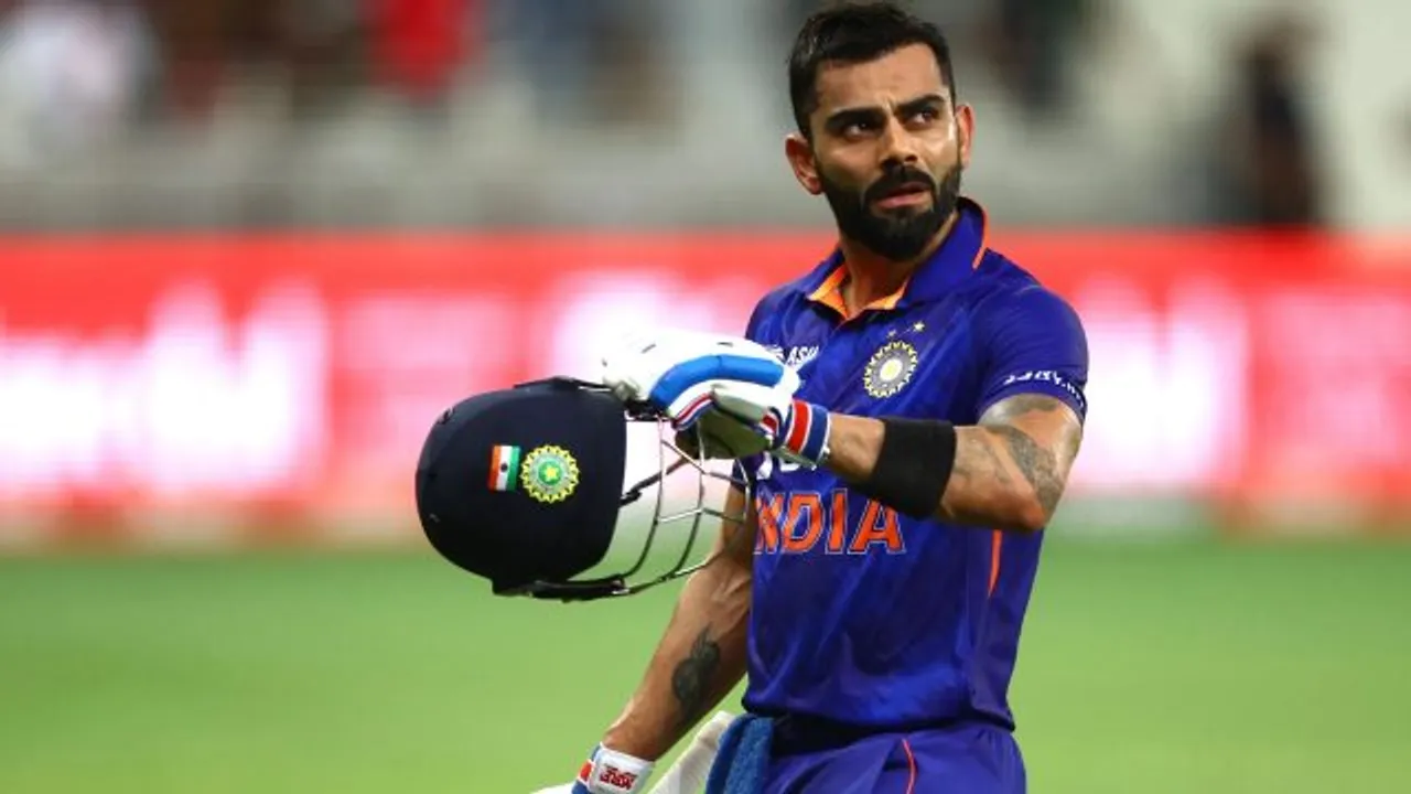 IND vs PAK Virat Kohli: एशिया कप 2023 का तीसरा मैच भारत और पाकिस्तान के बीच 2 सितंबर को खेला जाएगा. मैच से पहले भारत के स्टार बल्लेबाज विराट कोहली ने बाबर की कप्तानी वाली टीम के गेंदबाजी आक्रमण की तारीफ की.  Virat Kohli (image source: twitter) विराट कोहली