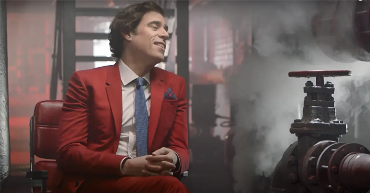 Stephen Mangan