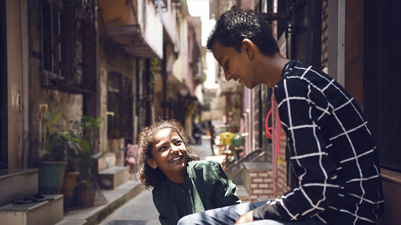 Indians have 6 best friends, like to have more: Snap study