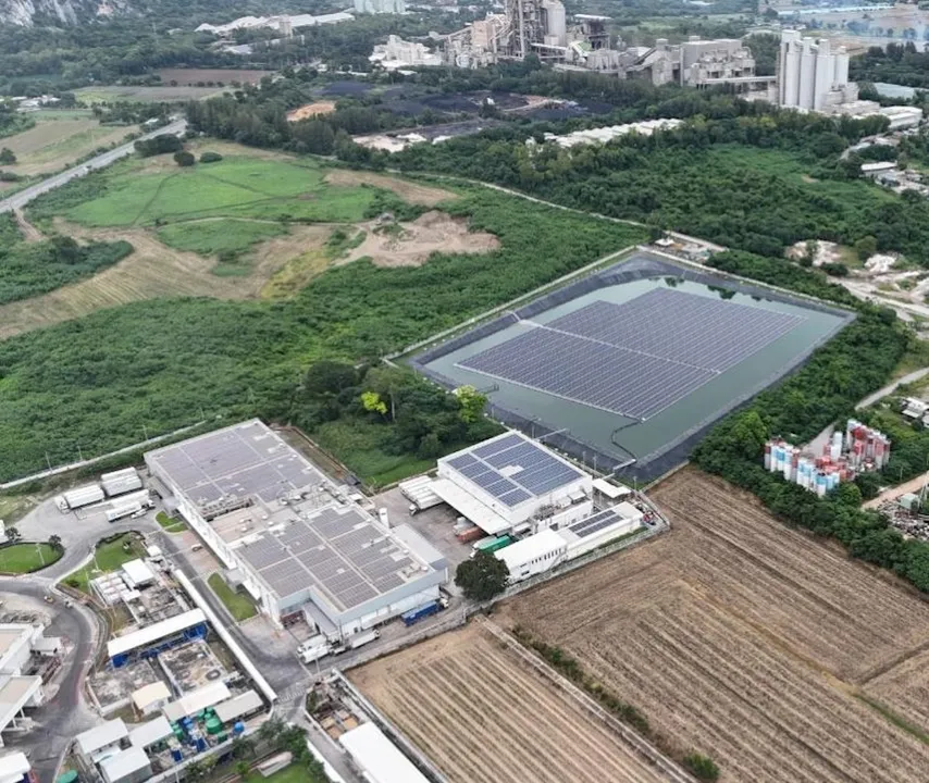  The 10 MW floating solar systems will generate 285 GWh of clean energy over their lifetime, reducing 132 kilotons of CO₂ emissions.  Image Source: Cleantech Solar 