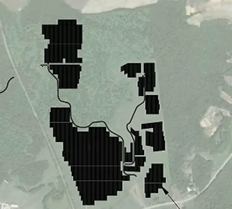 The Leeds Solar project  fosters collaboration with local stakeholders and policymakers and contributes to the state's  grid resilience. Image Source: Louth Callan Renewables 