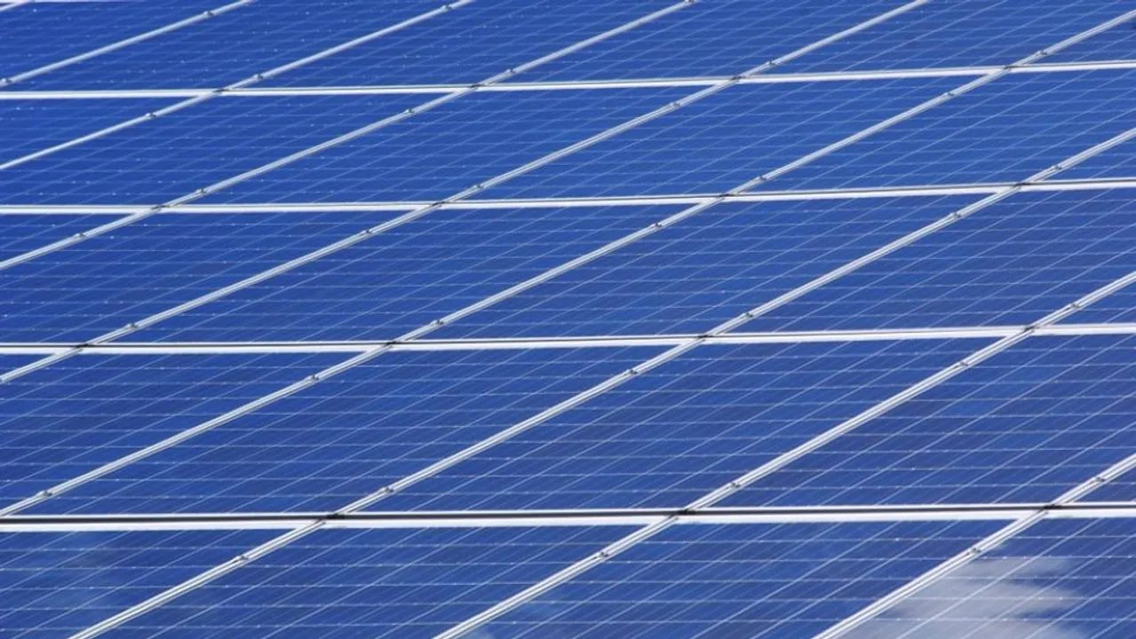  Corning supplied US-made wafers and polysilicon, while Suniva manufactured solar cells in Georgia for the new module. Image Credit/Source: Pixabay/Pexels 