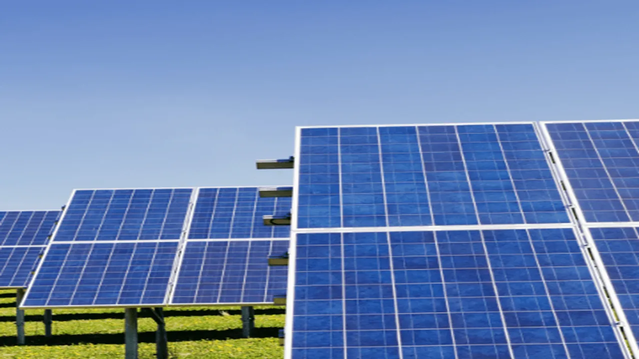  The INR 25.5 crore investment helps UltraTech secure renewable energy supply for regulatory compliance and long-term cost optimization. Image Source: Ampin Energy 