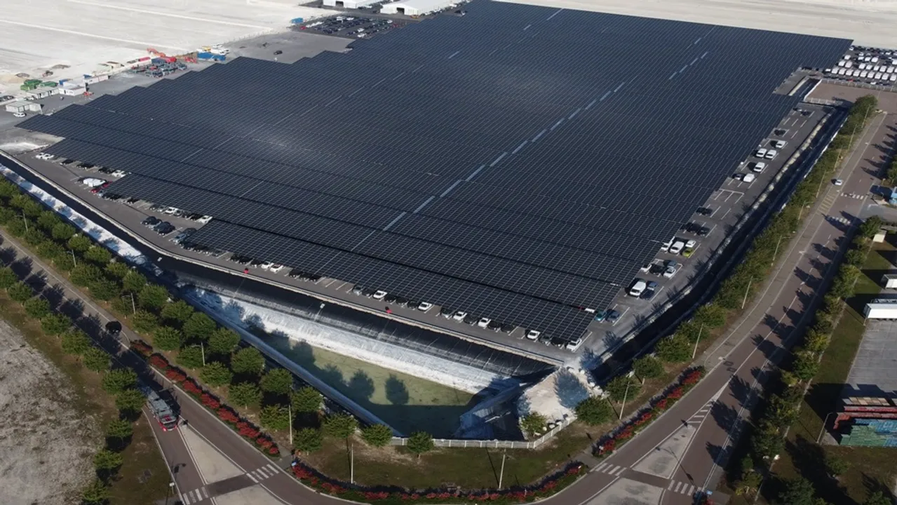  The Kippenheim solar canopy project had 54,000 modules and set aside 3 MW capacity for on-site electricity consumption. Image Source: Axpo 