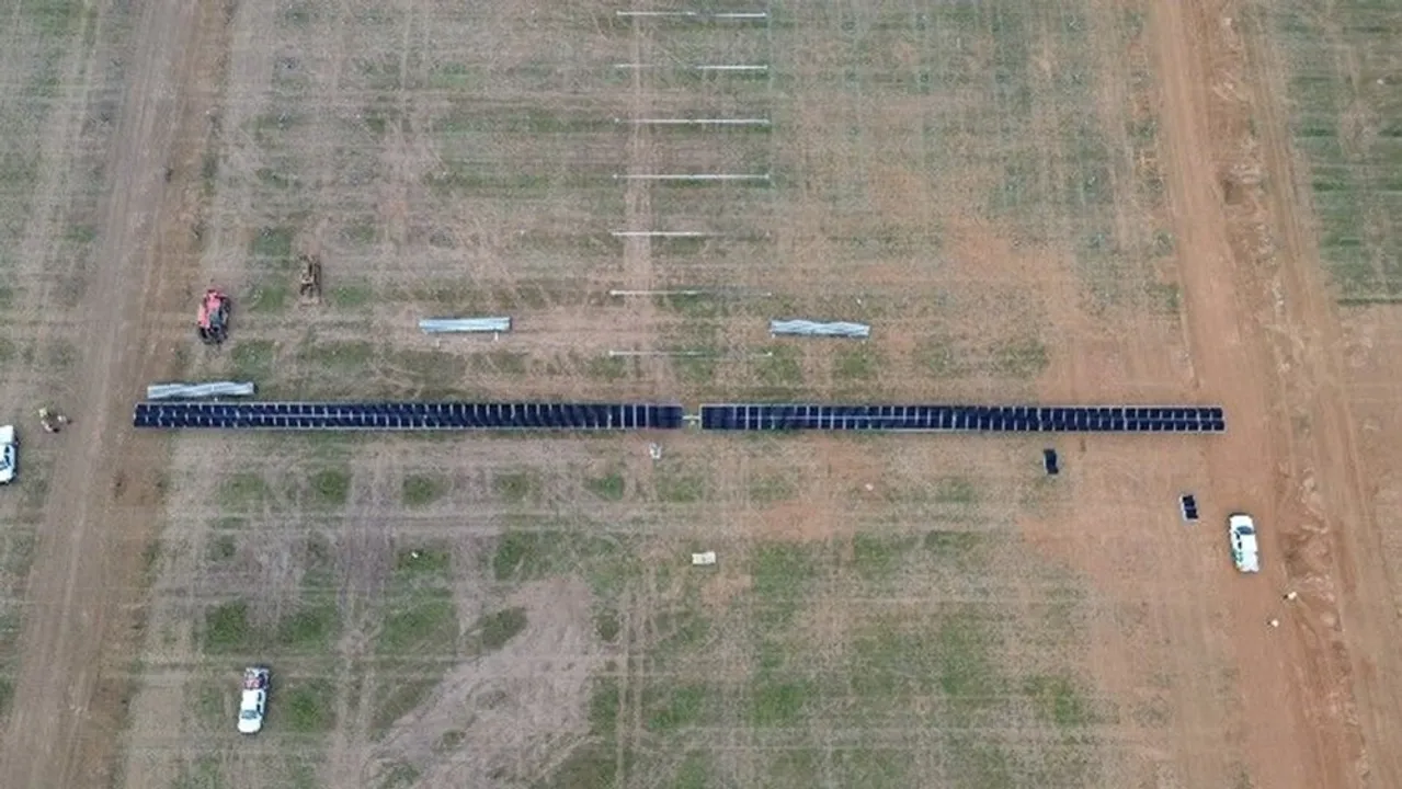  Golden Row at Iberdrola’s Broadsound Solar Farm was installed to validate system design and preempt construction and material issues early. Image Credit/Source: Linkedin/Iberdrola Australia 