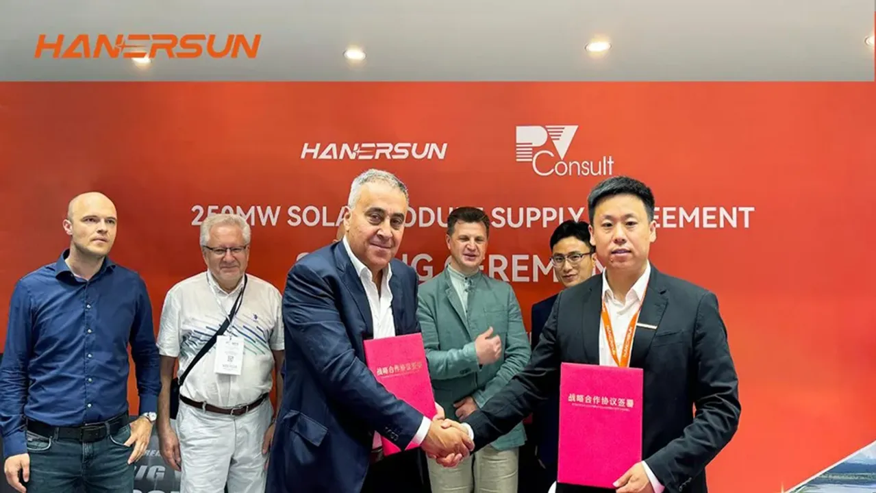  HITOUCH N modules with 85% bifaciality and 23.3% efficiency were selected to meet Uzbekistan’s harsh climate and energy demand challenges. Image Source: Hanersun 