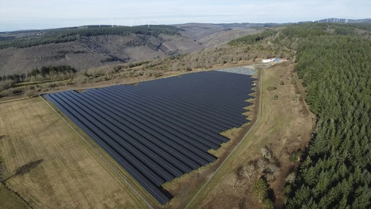  La Gineste solar park has combined energy production with sheep grazing on long-unused, low-agronomic land.  Image Credit/Source: Velto Renewables 
