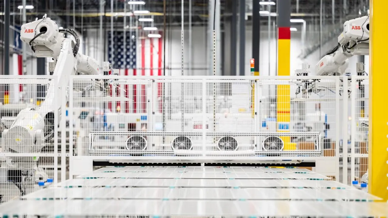  The project uses TOPCon technology and complements the operational G1_Dallas 5 GW solar module facility.  Image Source: T1 Energy 