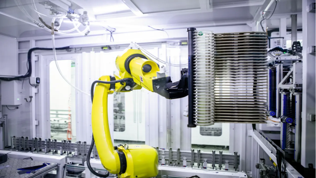  The CNNC-led tender has allocated 25 GW for n-type and 1.667 GW for p-type modules in 2025’s largest solar bid. Image Credit/Source: Astronergy 