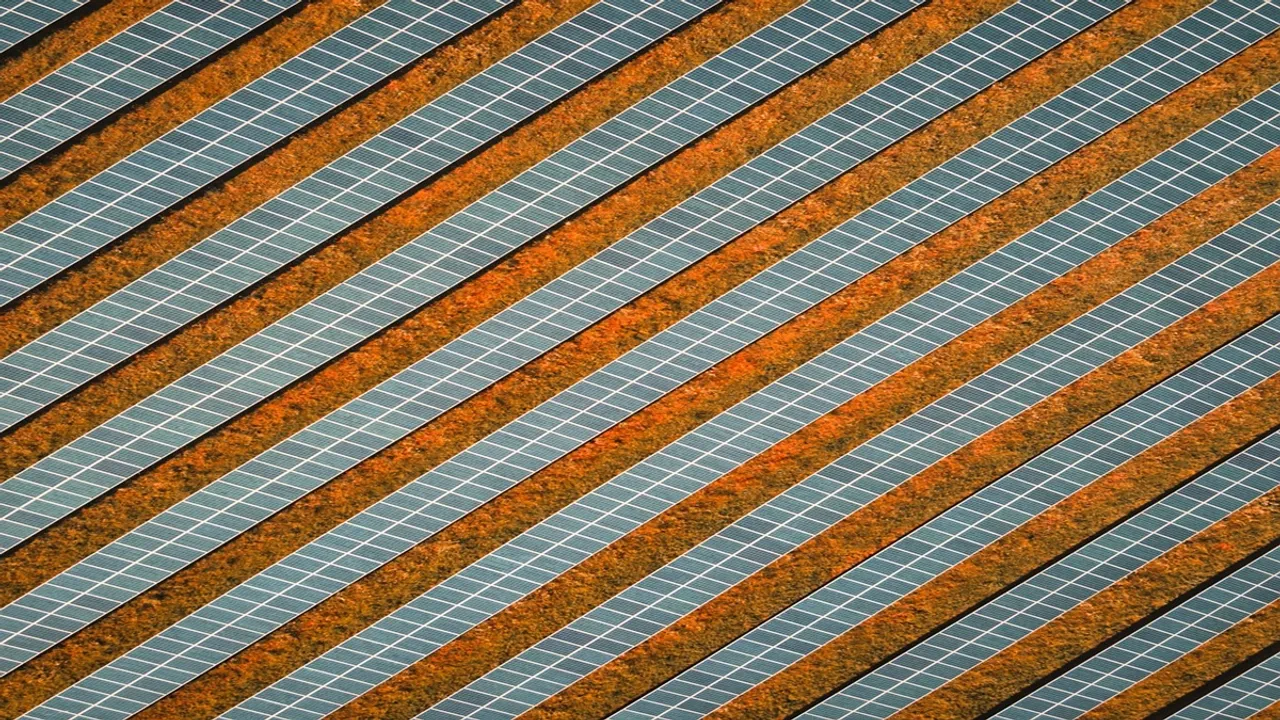  Clearway’s 30 GW renewables pipeline has expanded across 28 states, covering solar, wind, and battery storage projects. Image Credit/Source: BarneyElo/Pixabay 