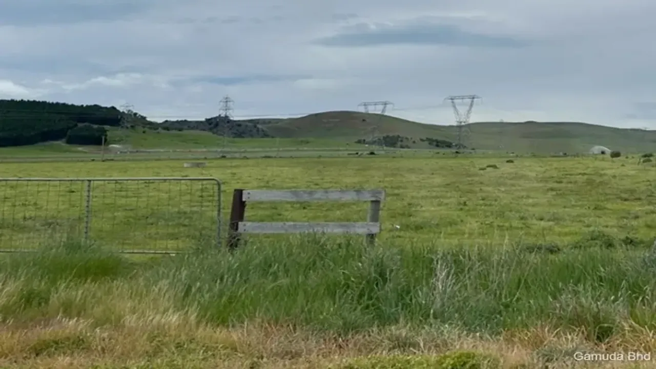  Gamuda secured equity and EPC rights for Weasel Solar and Cellars Hill Wind. Image Source: Gamuda 