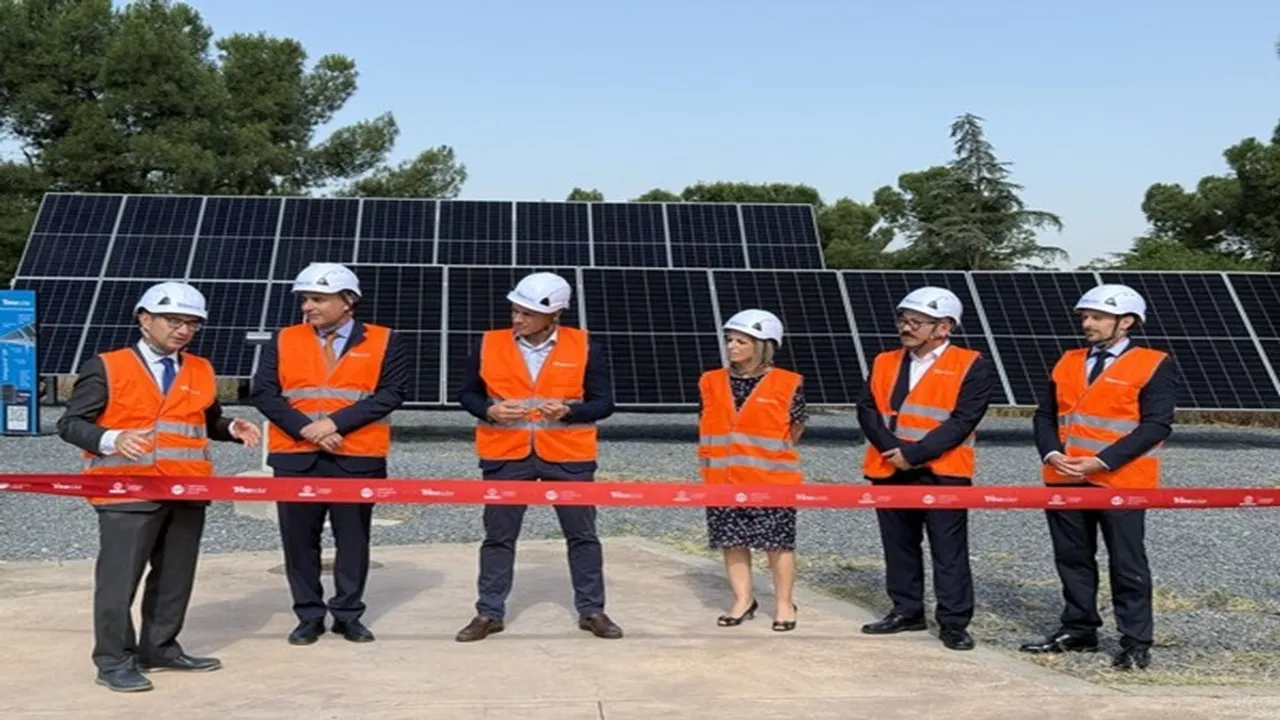  The Madrid center features Trinasolar’s Vertex N PV modules and mounting solutions. Image Source: PR Newswire 