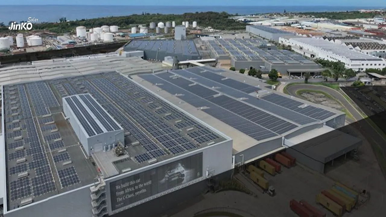 Over 21,000 Jinko Solar N-Type panels have been installed at Mercedes-Benz’s East London plant through Menlo Electric.  Image Credit/Source: Jinkosolar/ Linkedin 