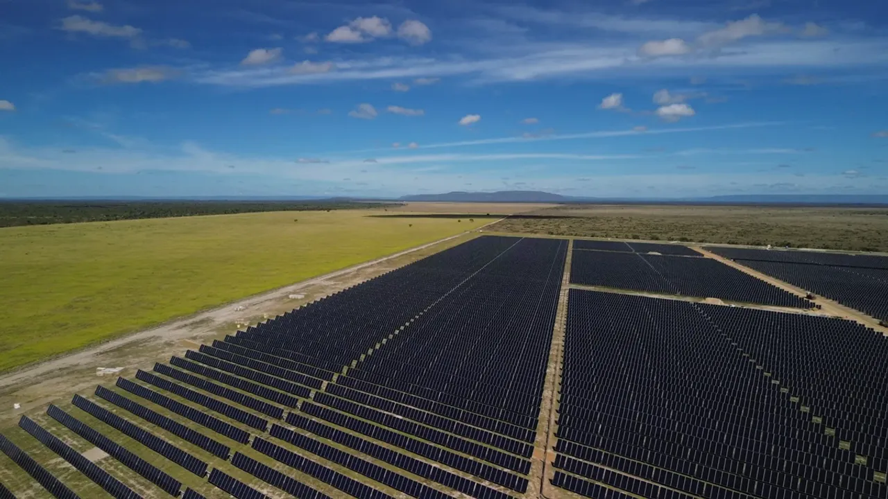  The Draco Solar Complex created 2,100 construction jobs and connected 505 MW capacity to Brazil’s national grid. Image Source: Atlas Renewable Energy 