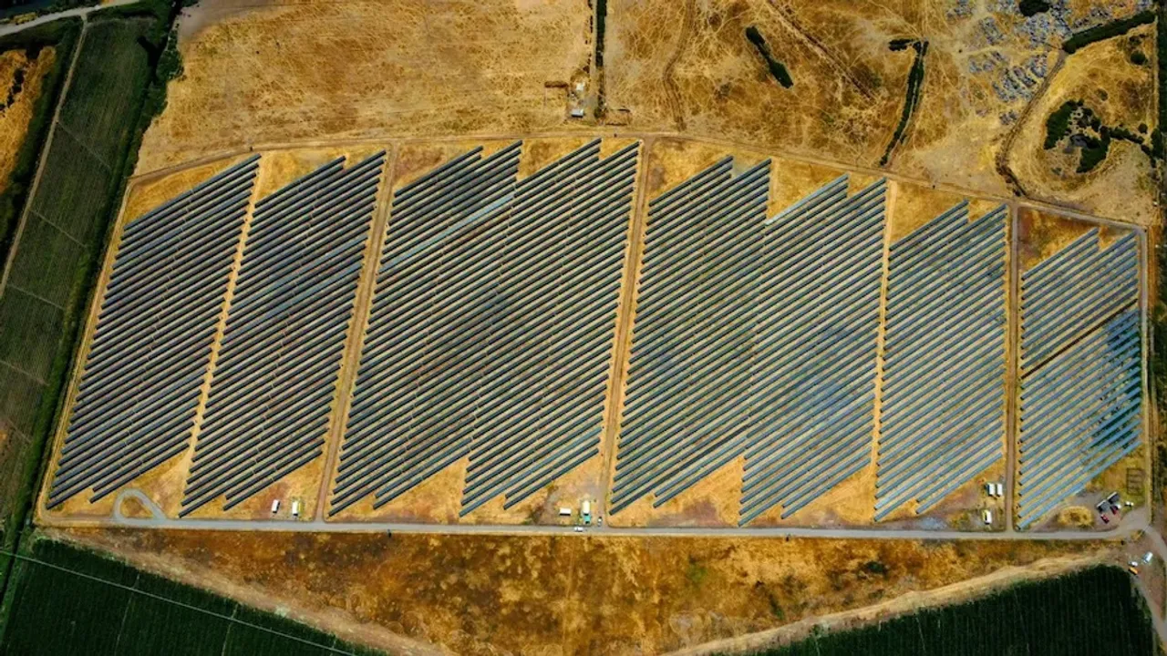  The eighth PMGD plant is among sites ranging from 3 MW to 9 MW located within 50–400 km of Santiago. Image Source: Eurus Energy 