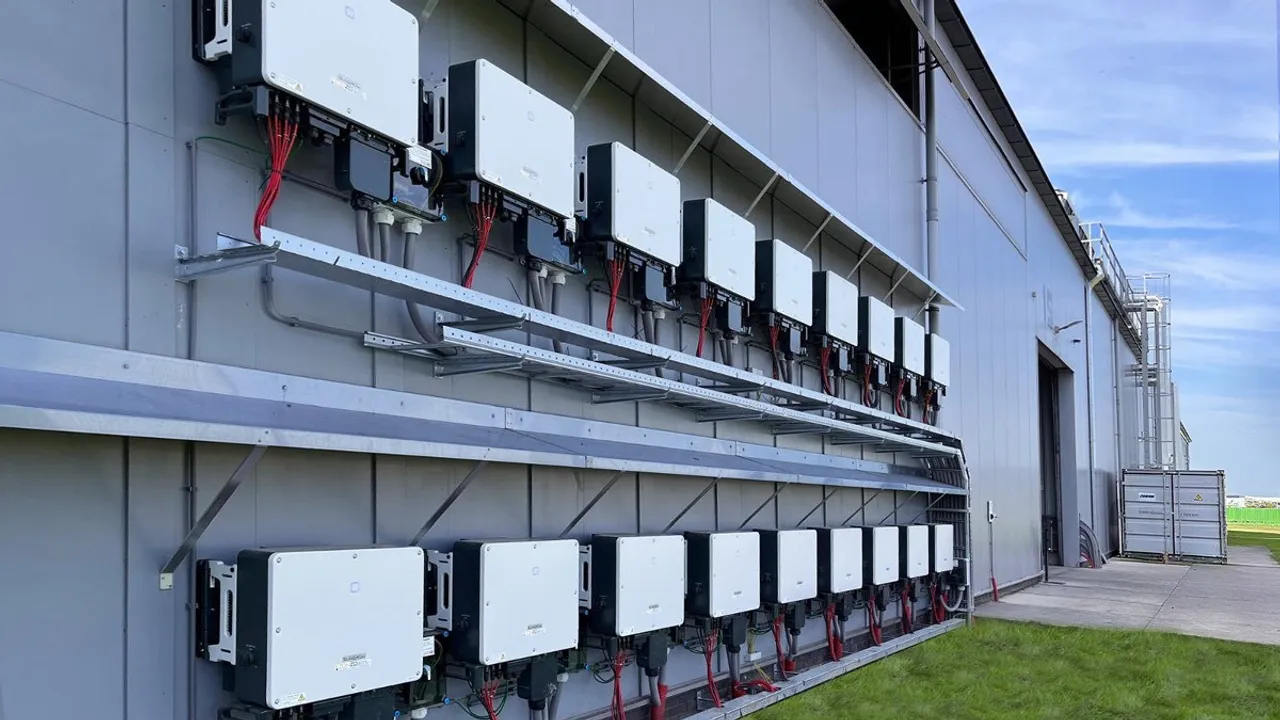  The Elbaweg greenhouse system has generated 1.7 GWh annually to offset Ronico’s 6.7 GWh electricity demand. Image Source: PRNewswire 