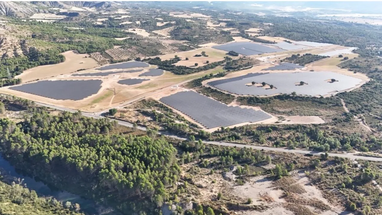  The 50.4 MW facility has been designed to generate 83 GWh annually, powering about 24,000 Spanish households. Image Source: Zelestra 