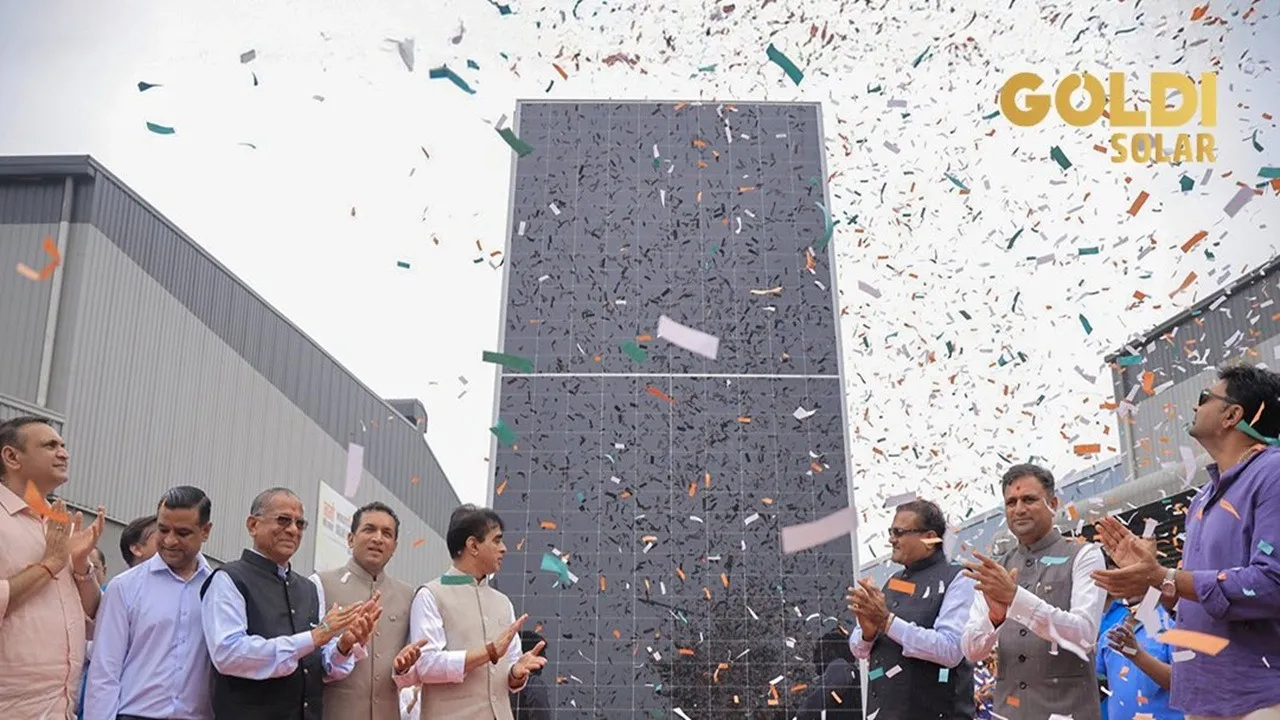  NaMo Saur Samrat has set a new size and output record with advanced TOPCon integration. Image Credit/Source: Goldi Solar/ Facebook 