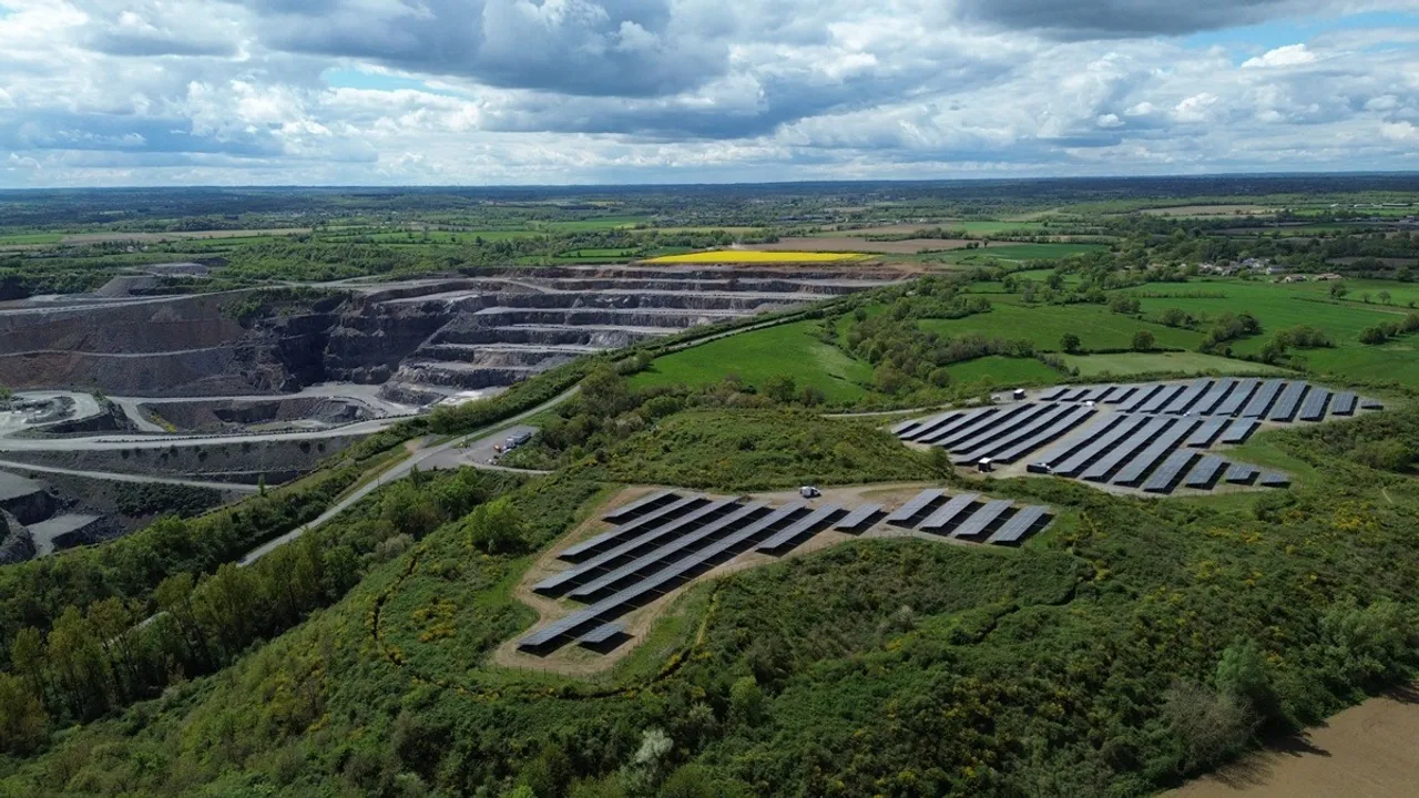  Tonnelles solar park was inaugurated by Valorem with crowdfunding support and ecological restoration measures. Image Source: Valorem 