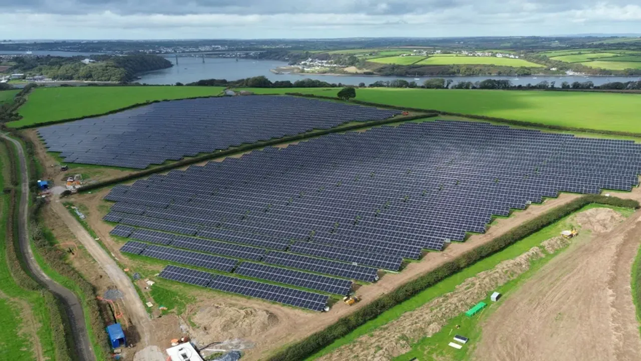  Point Lane Solar Farm has supplied 40% of King’s Cross electricity through Shawton Energy’s first Virtual Corporate PPA. Image Source: ShawtonEnergy 