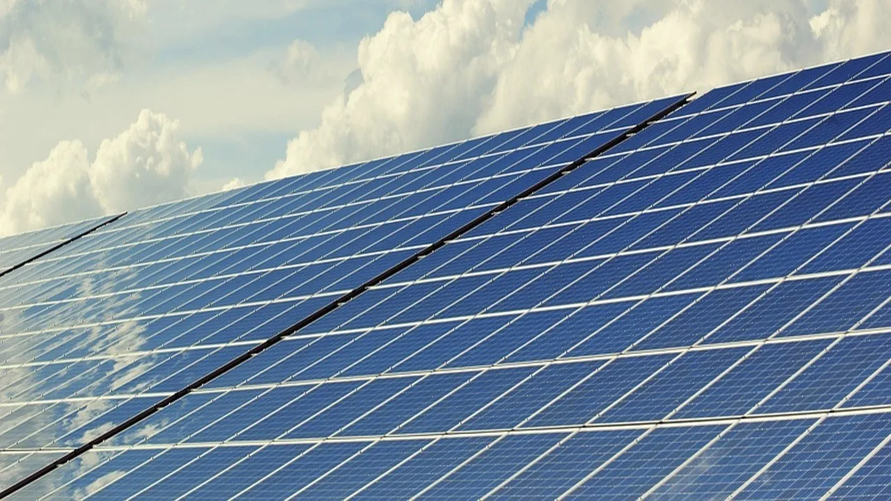  Risen Energy’s 475 Wp TOPCon module has shown 23.8 % efficiency and improved low-light power output. Image Credit/Source: andreas160578/ Pixabay 