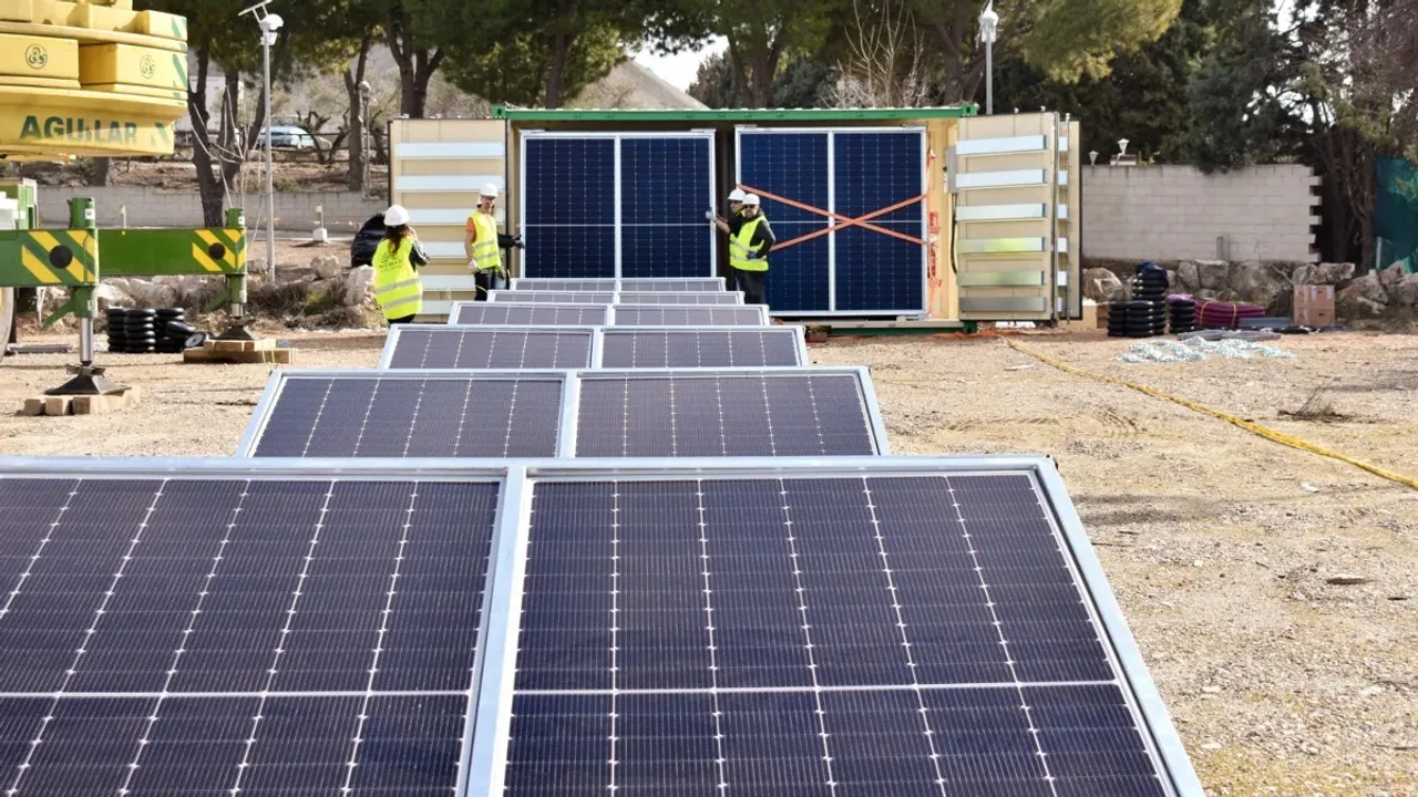  The 15,000 sq mts Toledo plant has targeted 1,500 mobile PV units yearly by 2026. Image Source: Nomad Solar Energy 