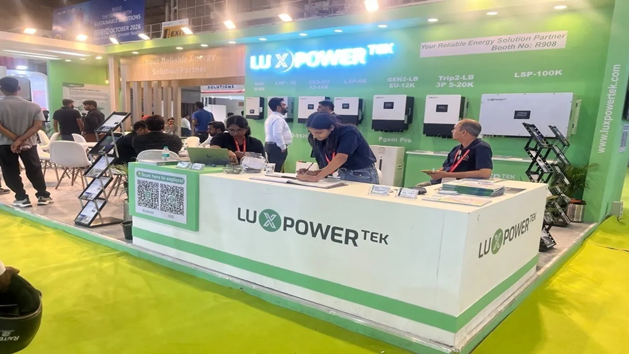  LuxpowerTek has exhibited a 100 kW DC-DC coupled system designed to enhance large-scale solar energy applications. Image Source: SOLARBytes 