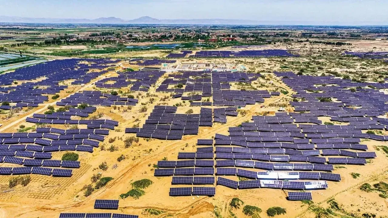  The project has combined ecological restoration with PV generation across sandy terrain. Image Source: Huasun Energy 