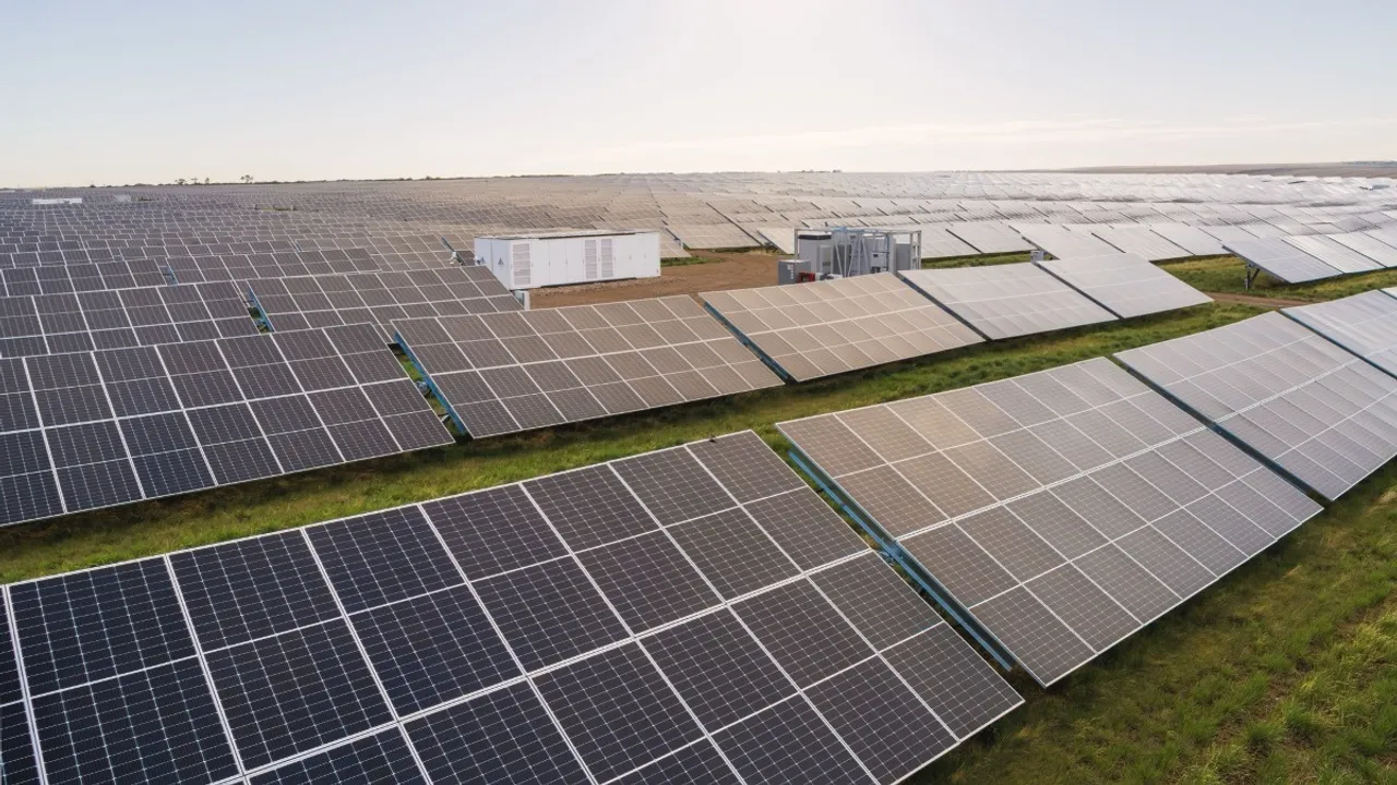  Flexible solutions have been projected to lower electricity prices by up to 25% in Europe. Image Source: SolarPower Europe 